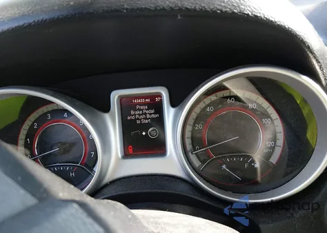 2016 Dodge Journey Sxt z USA, uszkodzony, nr VIN 3C4PDCBG0GT206107